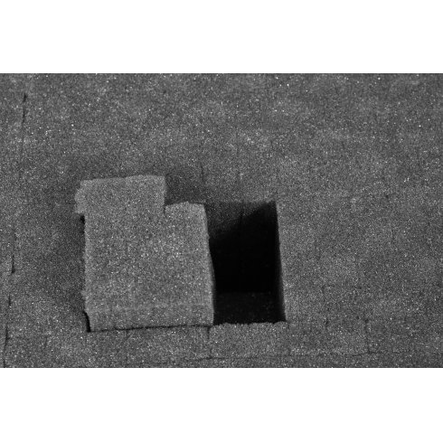 Чемодан ударопрочный герметичный Yato YT-08904