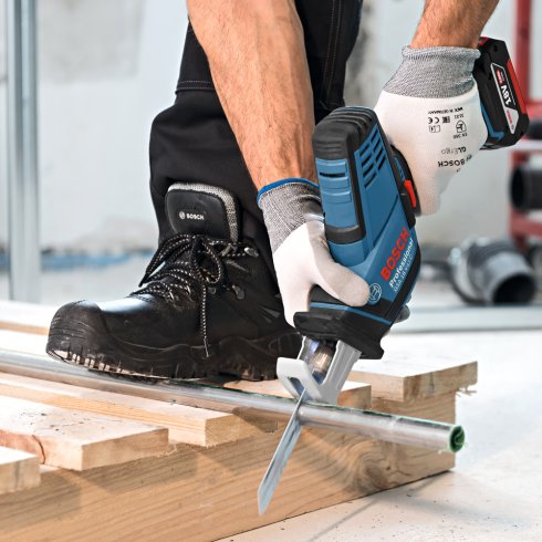 Сабельная пила Bosch GSA 18 V-LI C Professional (0615990M3Y)
