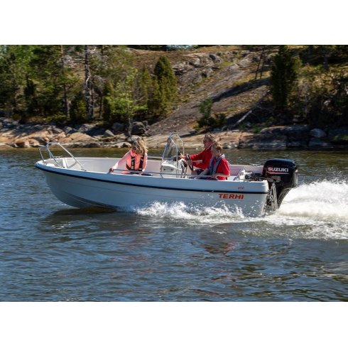 Лодка пластиковая Terhi 450 CC