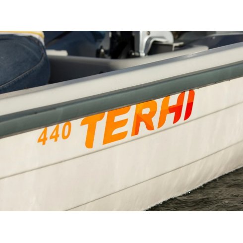 Лодка пластиковая Terhi 440