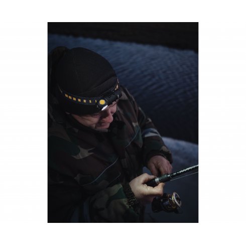 Фонарь налобный аккумуляторный Armytek Wizard C1 Pro Magnet USB Warm