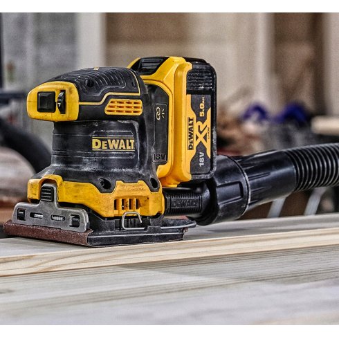 Виброшлифовальная машина DeWalt Solo CW200NT