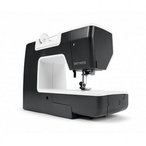 Швейная машина Bernina Bernette B38