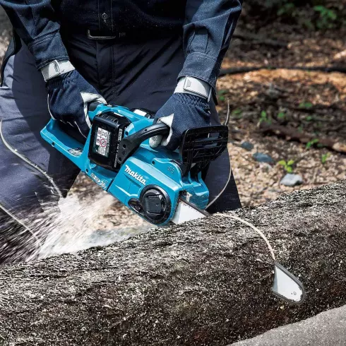 Пила цепная аккумуляторная Makita DUC353Z