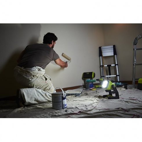 Фонарь аккумуляторный Ryobi RLFDIB-0