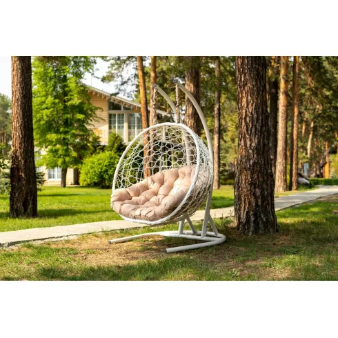 Кресло-кокон подвесное двухместное Ураспецмаш Риторика Магна (белое с бежевой подушкой)