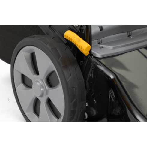 Alpina AL5 51 SQ — надежная и долговечная газонокосилка для интенсивного использования