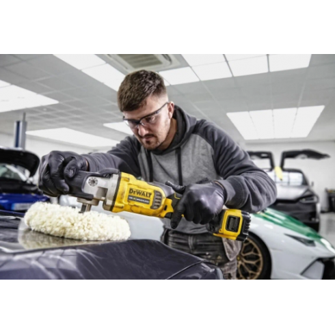 Полировальная машина аккумуляторная DeWALT DCM849P2
