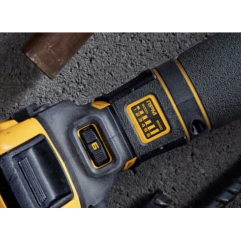 Угловая шлифмашина аккумуляторная DeWalt DCG416VSN