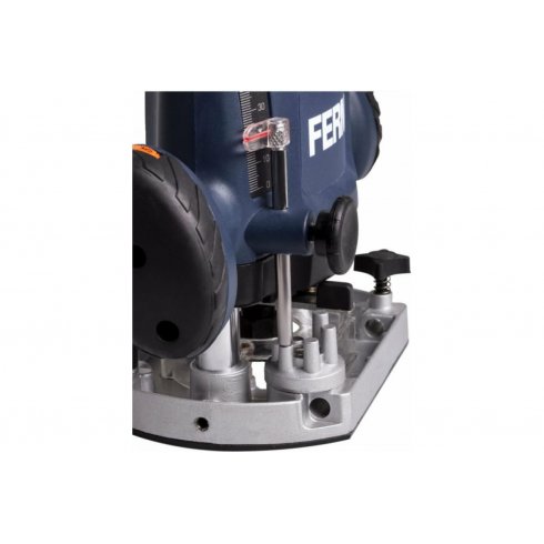 Фрезер вертикальный Ferm PRM1021