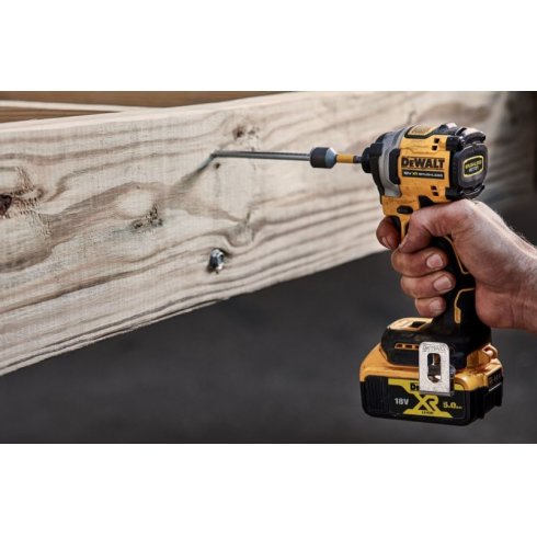 Шуруповерт аккумуляторный DeWalt DCF850P2T-QW