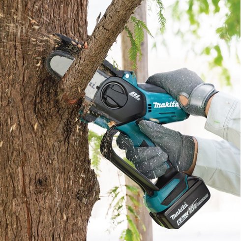 Пила цепная аккумуляторная Makita DUC101Z