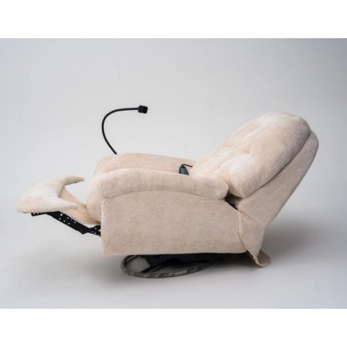 Вибромассажное кресло Calviano Bellisimo (светло-бежевое)