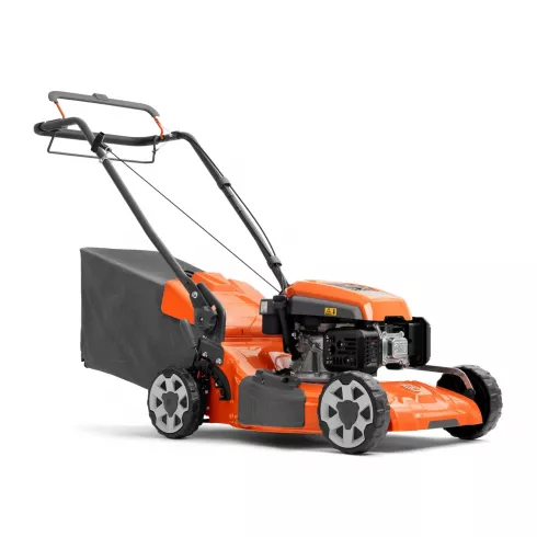 Самоходная бензиновая газонокосилка Husqvarna LC 151S