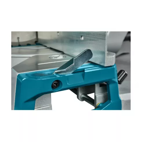Торцовая пила Makita LS1110F