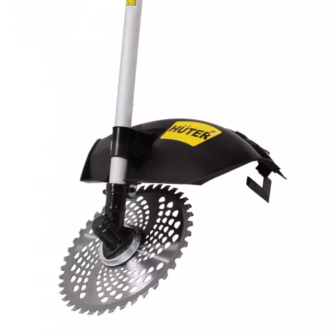 Защитный кожух триммера Huter GGT-2900T Pro предотвращает разлет травы