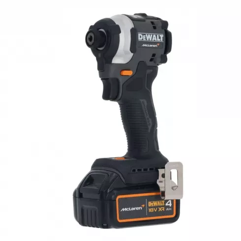 Набор электроинструмента DeWalt McLaren Edition DCK200MM2T