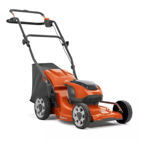 Газонокосилка Husqvarna LC 137i – компактная и удобная для газона