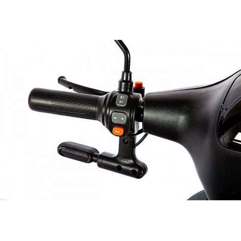 Трицикл Rutrike Радиус красный