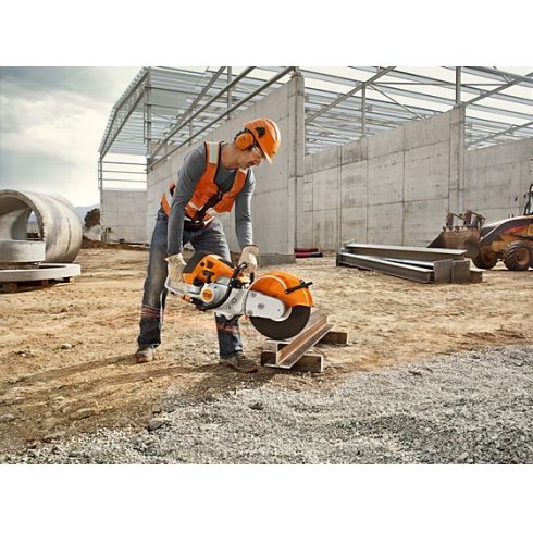 Бензорез Stihl TS 700