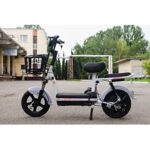 Электроскутер AVM Delta One (черный)