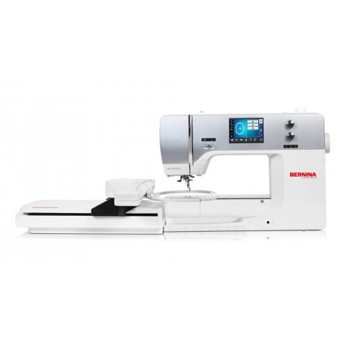 Швейно-вышивальная машина Bernina 720 с вышивальным блоком