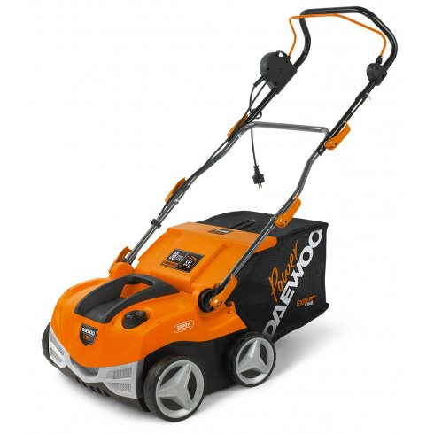 Фото аэратора газона.