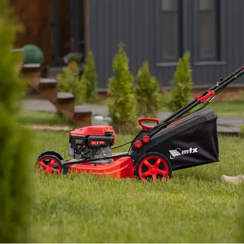 Газонокосилка бензиновая MTX GL51SP-K