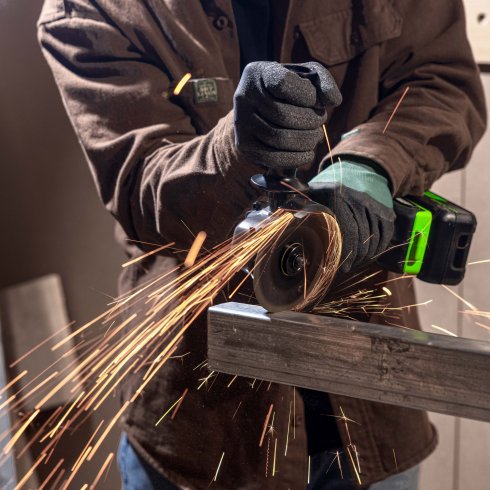 Угловая шлифовальная машина Greenworks AG590 (3201007CUG)