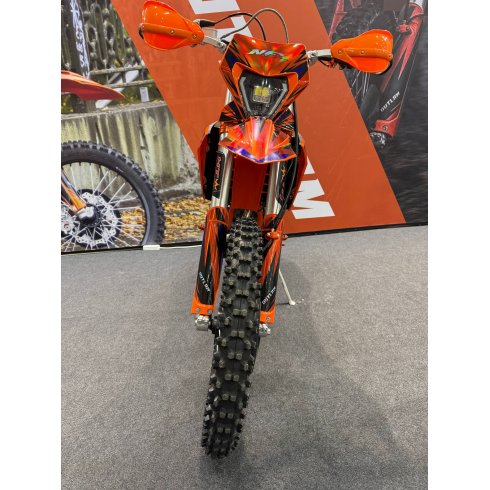 Мотоцикл Nine Fox Outlaw YBS300