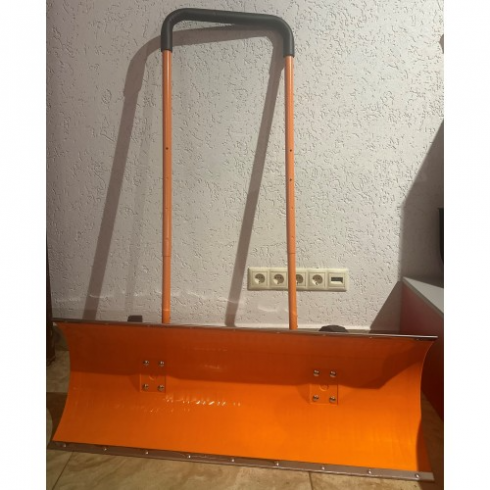 Скрепер для уборки снега H-D (960x335x1420)
