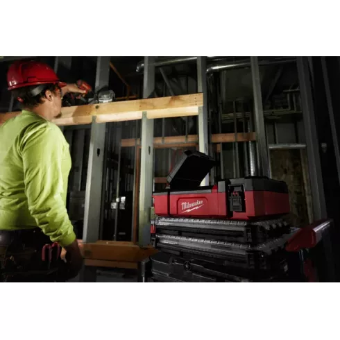 Фонарь Milwaukee M12 POAL-0