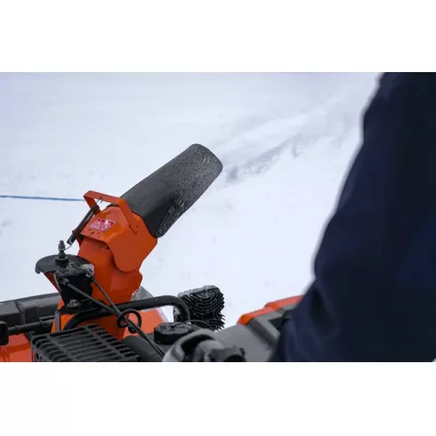 Снегоуборщик бензиновый Husqvarna ST 330 (961 93 01-28)