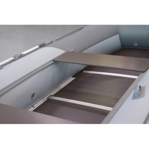 Надувная лодка BoatsMan BT365SK оранжевый серый