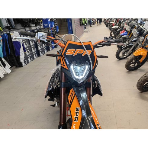 Мотоцикл Sprmotors CROSSROAD-3 MAX NEW (Оранжево-черный)