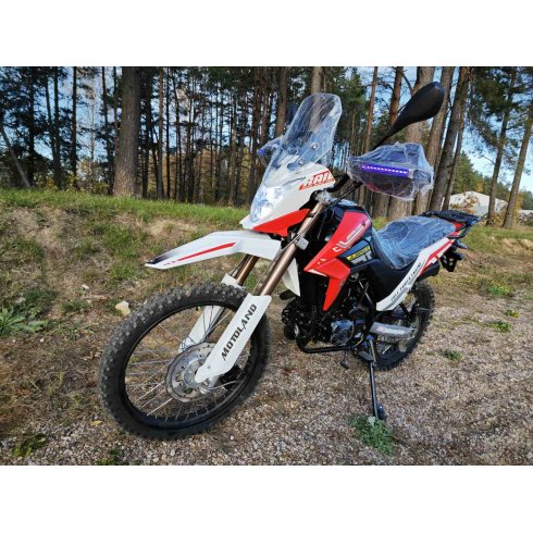 Мотоцикл Motoland 300 ENDURO GL300 (красный-белый)