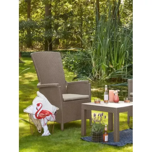 Кресло Keter Vermont с наклонной спинкой капучино