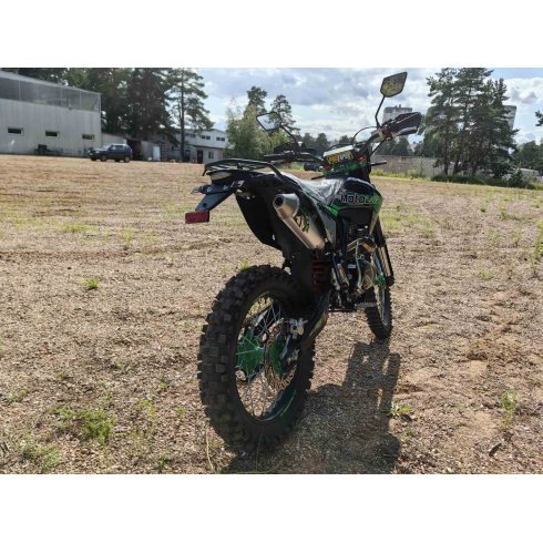 Мотоцикл Motoland XT300 HS 175FMM с ЭПТС (зелёный)