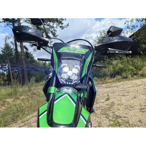 Мотоцикл Motoland XT300 HS 175FMM с ЭПТС (зелёный)