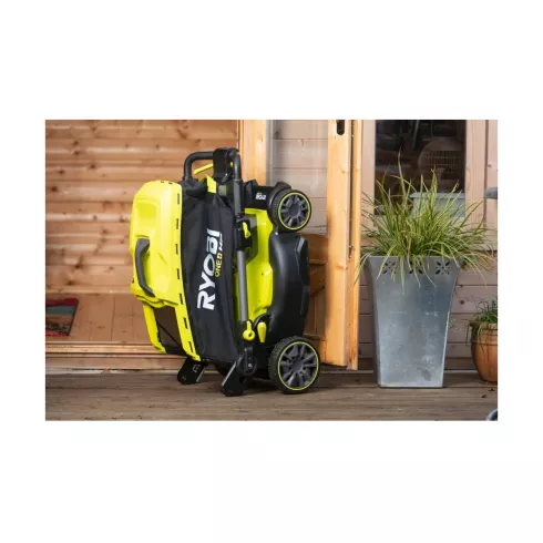 Газонокосилка аккумуляторная Ryobi RY18LMX40B-240 (5133005481)