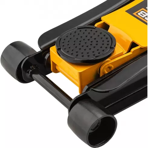 Домкрат подкатной гидравлический двухпоршневой JCB JCB-T830018 HT