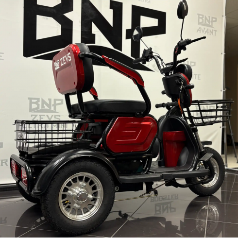 Трицикл BNP Zevs (красный)