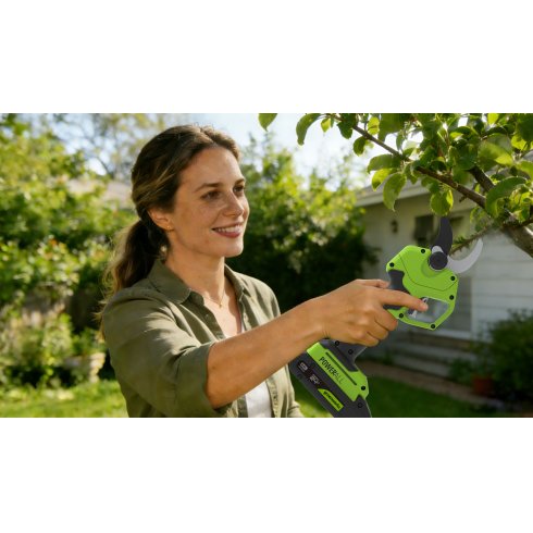 Секатор аккумуляторный GreenWorks PR24320