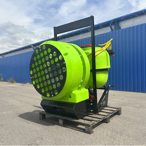 Опрыскиватель вентиляторный Demarol 200L