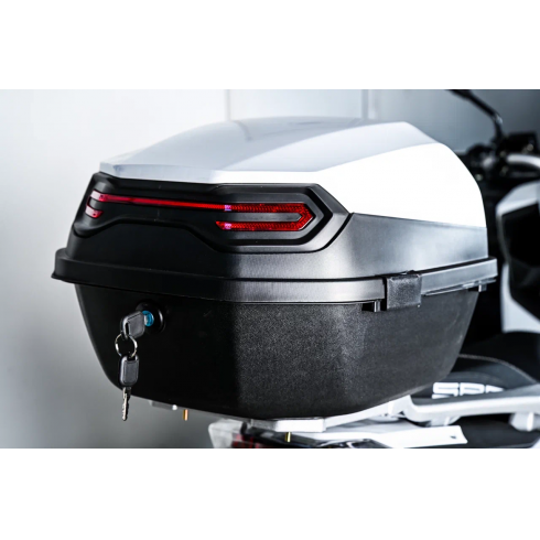 Максискутер SPRMOTORS ADV MAX T4-50L (белый)