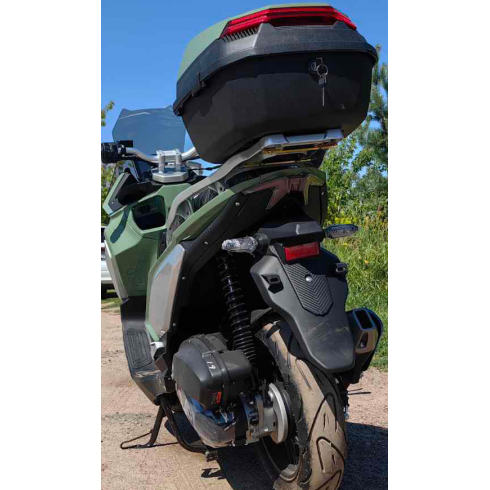 Максискутер SPRMOTORS TRAVEL MAX 180 EFI (зеленый)