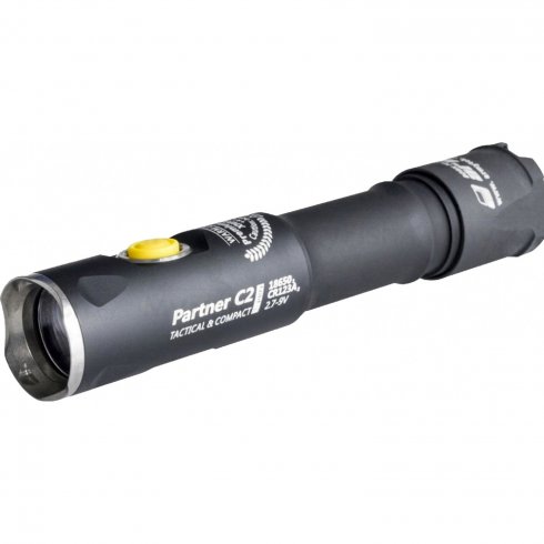Фонарь Armytek Partner C2 Pro v3 XHP35 (белый свет)