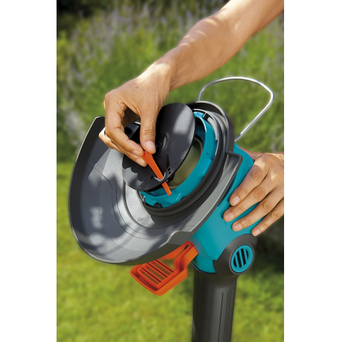 Триммер аккумуляторный Gardena EasyCut LI-18/23R (09823-55)