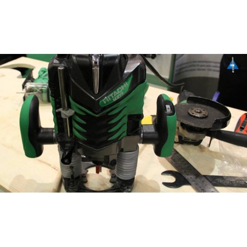 Фрезер вертикальный Hitachi M8V2