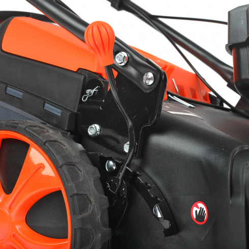 Газонокосилка бензиновая Patriot PT 47 LS